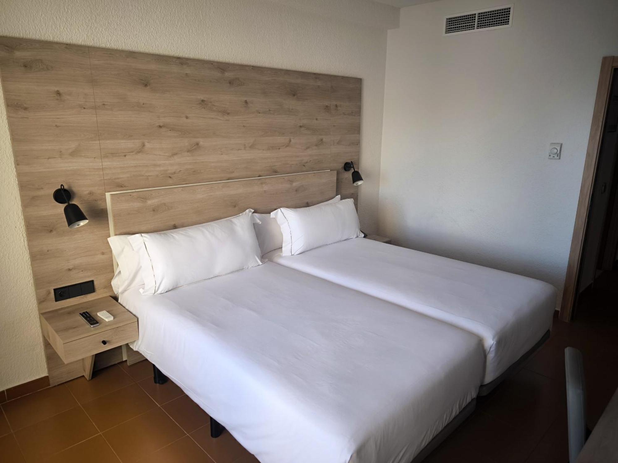 Mirador Del Cabo Designed For Adults 호텔 아구아둘세 외부 사진